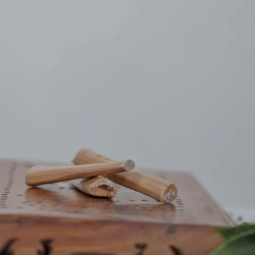 WHITE SANDAL WOOD